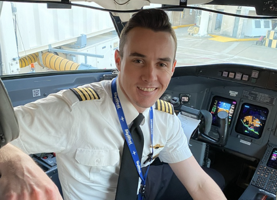 Robbie’s wish for flying lessons inspires his career as a commercial pilot